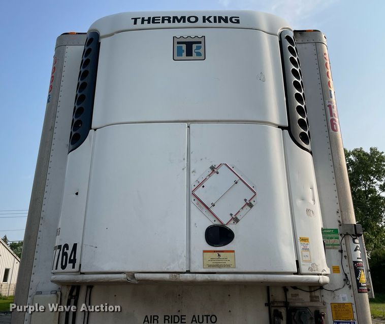 image for item LJ9698 2013 Utility  refrigerated van trailer