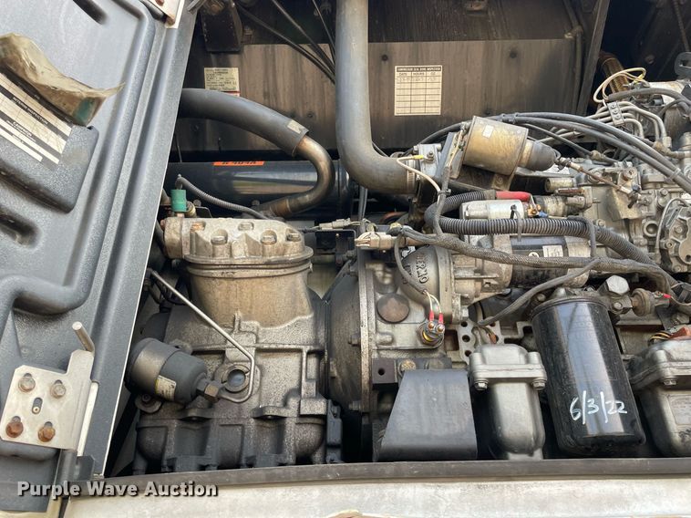 image for item LJ9698 2013 Utility  refrigerated van trailer