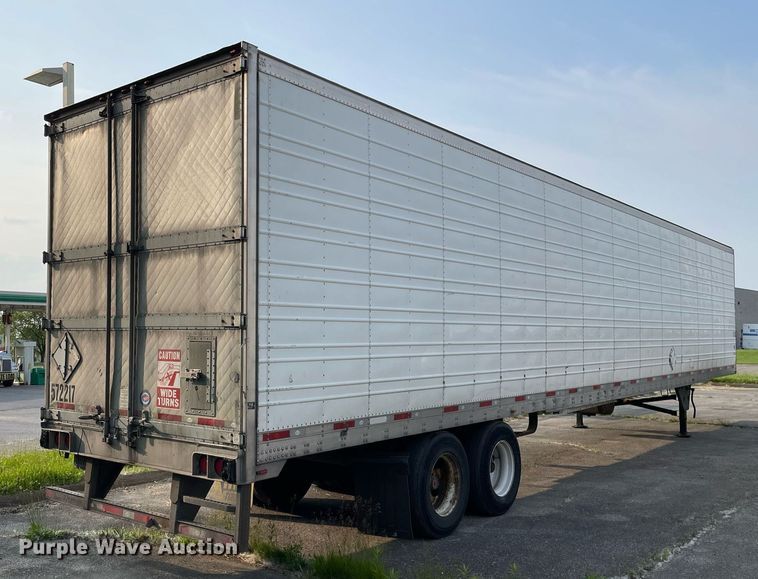 image for item LJ9699 2013 Utility  refrigerated van trailer