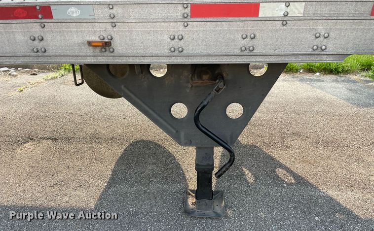 image for item LJ9699 2013 Utility  refrigerated van trailer