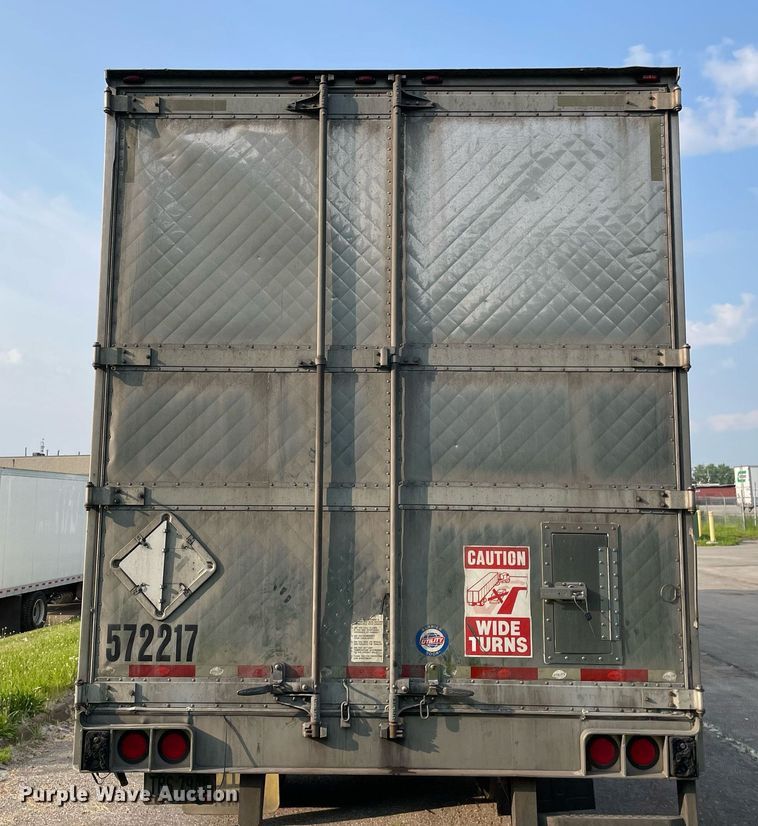 image for item LJ9699 2013 Utility  refrigerated van trailer