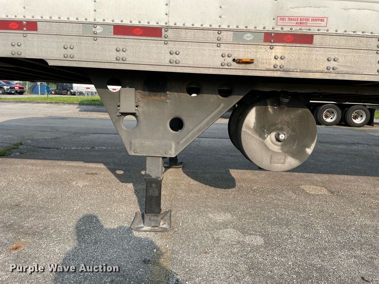 image for item LJ9699 2013 Utility  refrigerated van trailer