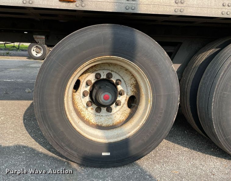 image for item LJ9699 2013 Utility  refrigerated van trailer