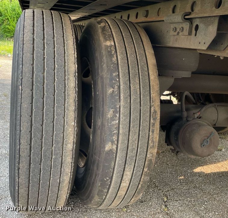 image for item LJ9700 2013 Great Dane  refrigerated van trailer