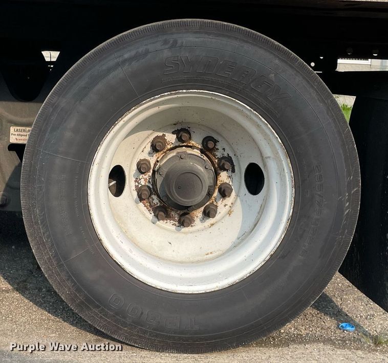 image for item LJ9700 2013 Great Dane  refrigerated van trailer