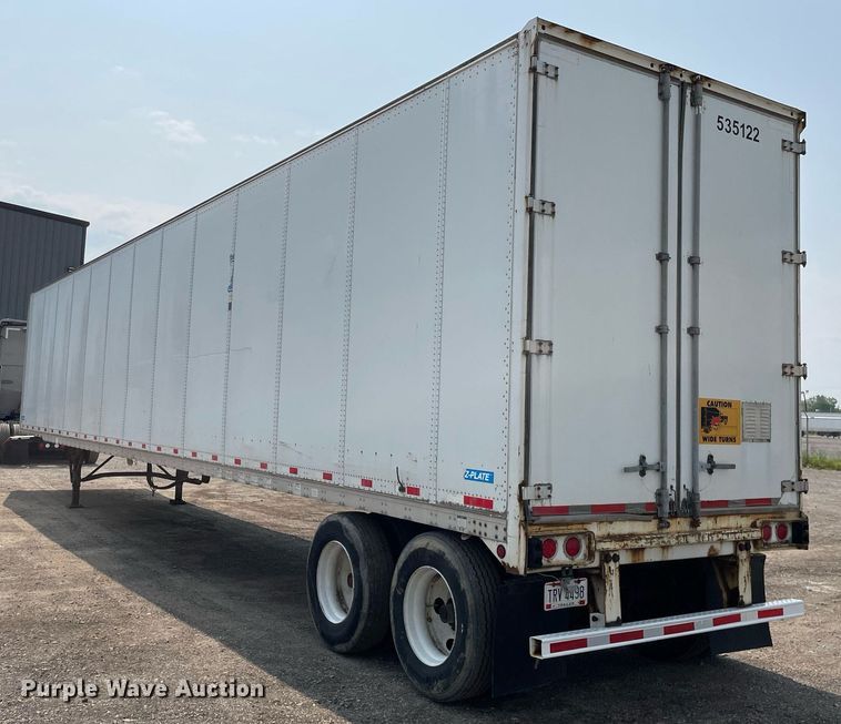 image for item LJ9701 2011 Stoughton ZGPVW-535T-S-C-AR  dry van trailer