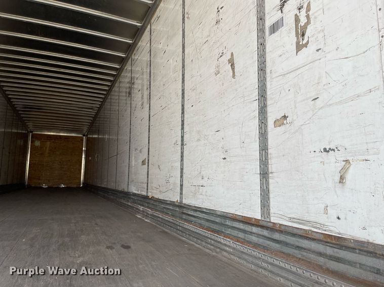 image for item LJ9701 2011 Stoughton ZGPVW-535T-S-C-AR  dry van trailer