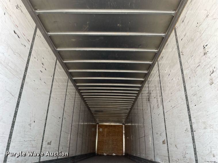 image for item LJ9701 2011 Stoughton ZGPVW-535T-S-C-AR  dry van trailer