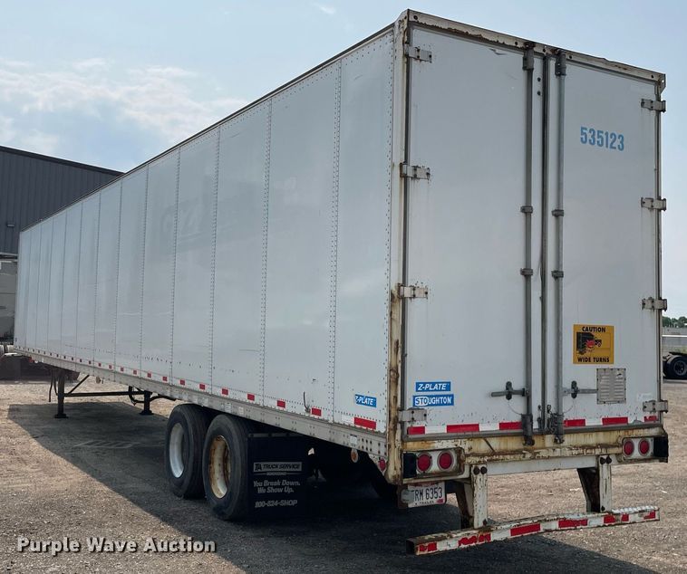 image for item LJ9702 2011 Stoughton ZGPVW-535T-S-C-AR  dry van trailer