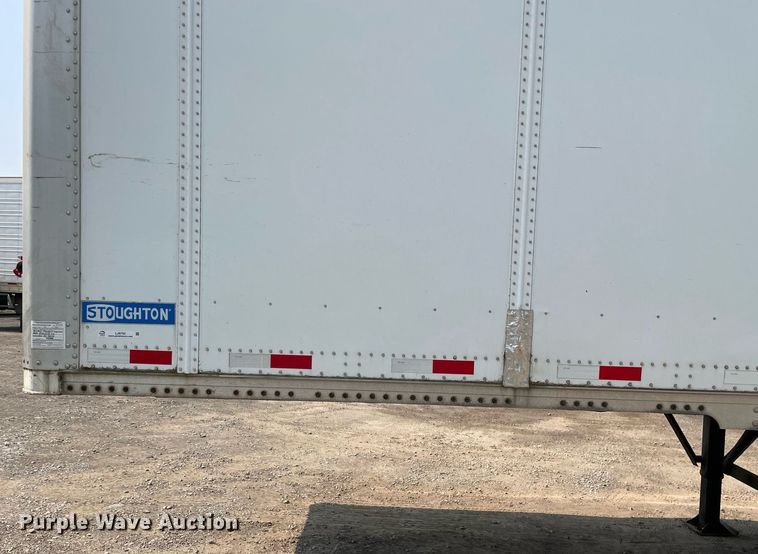 image for item LJ9702 2011 Stoughton ZGPVW-535T-S-C-AR  dry van trailer