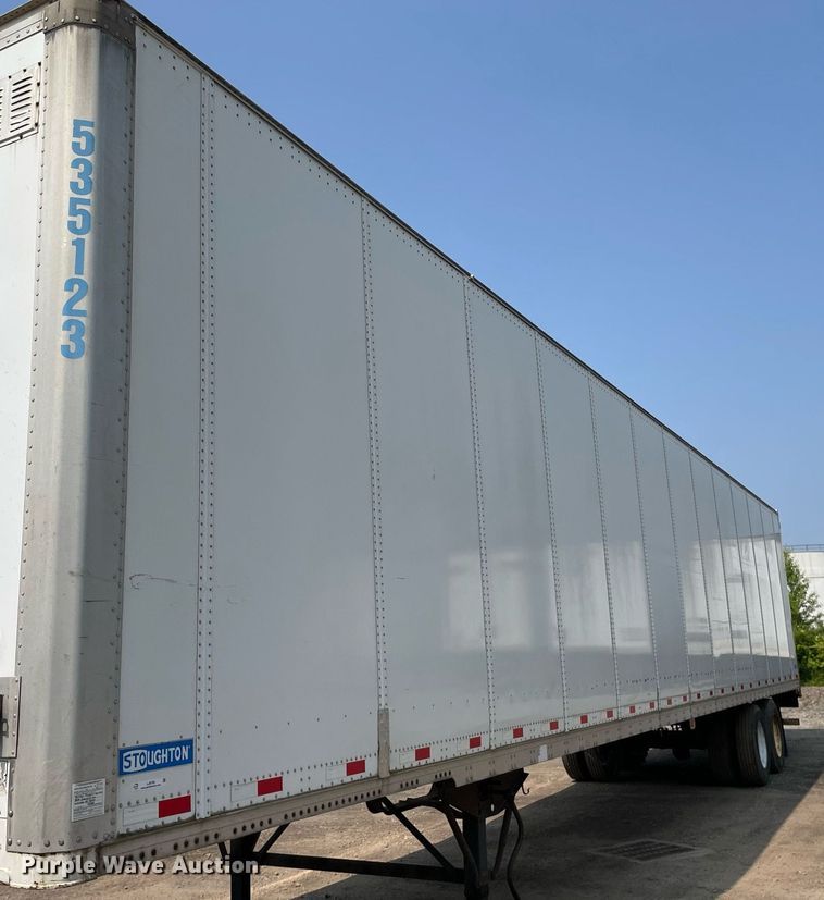 image for item LJ9702 2011 Stoughton ZGPVW-535T-S-C-AR  dry van trailer