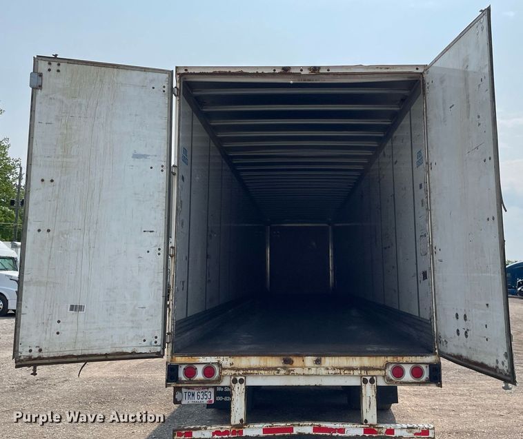 image for item LJ9702 2011 Stoughton ZGPVW-535T-S-C-AR  dry van trailer