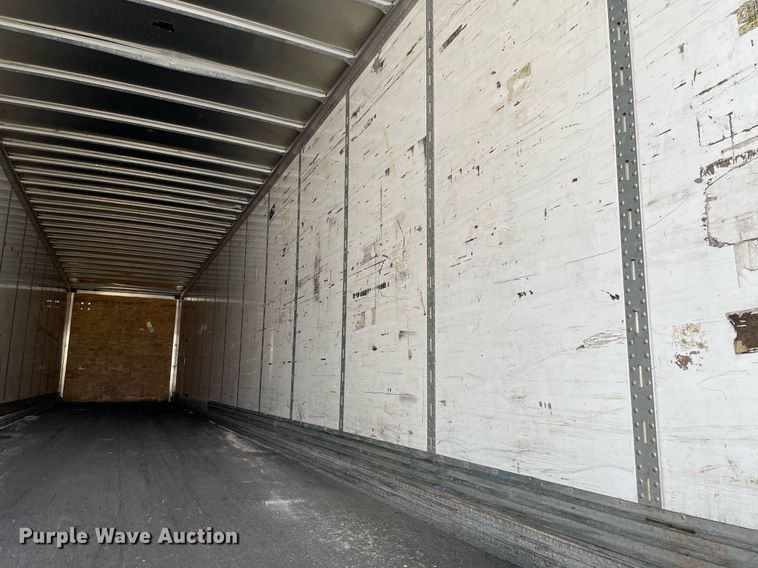 image for item LJ9702 2011 Stoughton ZGPVW-535T-S-C-AR  dry van trailer