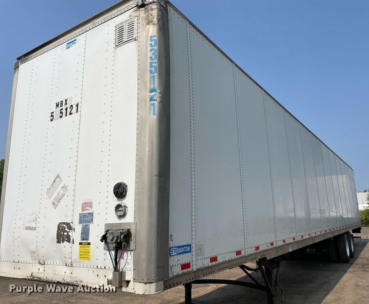 image for item LJ9703 2011 Stoughton ZGPVW-535T-S-C-AR  dry van trailer