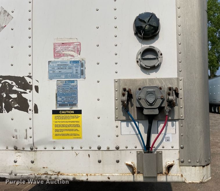 image for item LJ9703 2011 Stoughton ZGPVW-535T-S-C-AR  dry van trailer