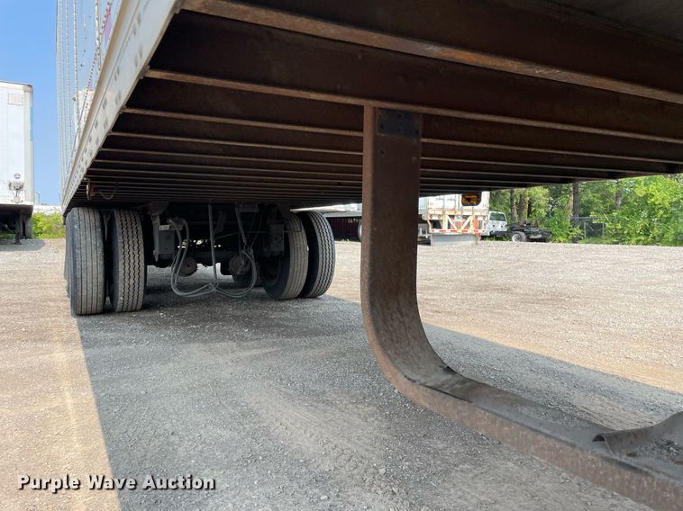 image for item LJ9703 2011 Stoughton ZGPVW-535T-S-C-AR  dry van trailer