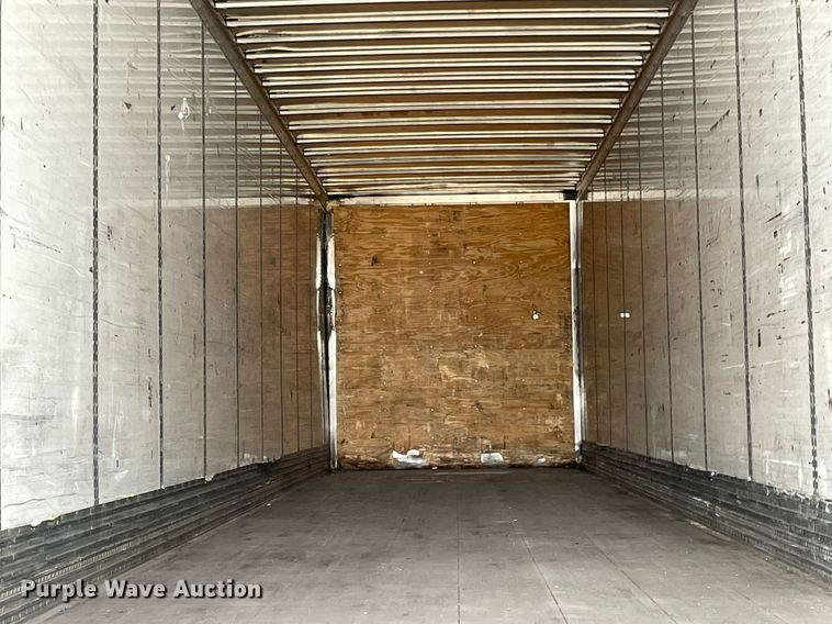 image for item LJ9703 2011 Stoughton ZGPVW-535T-S-C-AR  dry van trailer