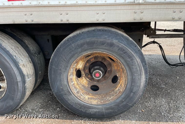 image for item LJ9703 2011 Stoughton ZGPVW-535T-S-C-AR  dry van trailer