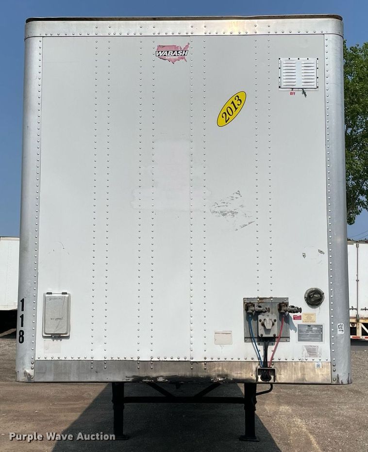 image for item LJ9704 2013 Wabash  dry van trailer