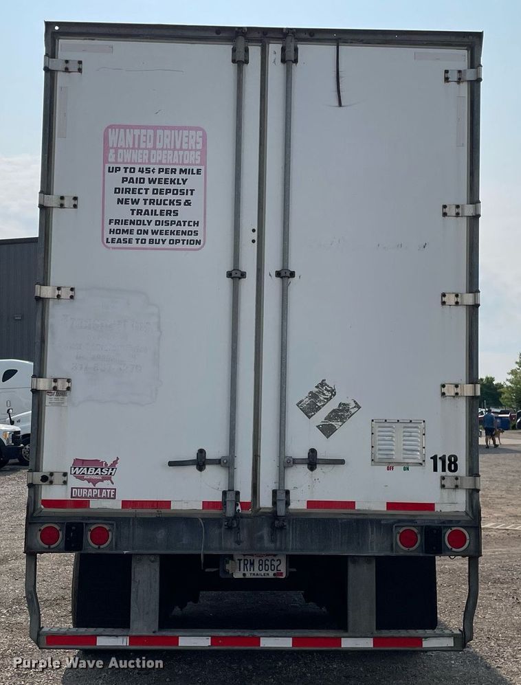 image for item LJ9704 2013 Wabash  dry van trailer