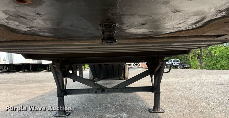 image for item LJ9705 2012 Van Guard  dry van trailer