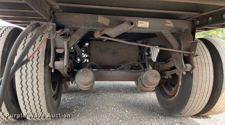 image for item LJ9705 2012 Van Guard  dry van trailer