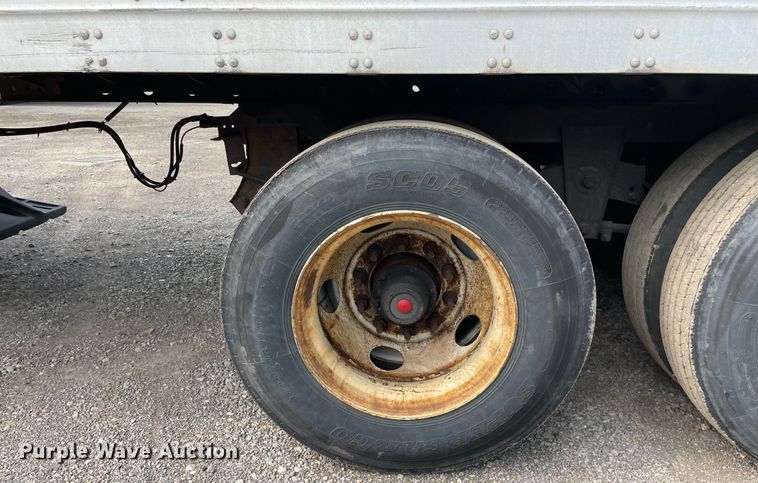 image for item LJ9705 2012 Van Guard  dry van trailer