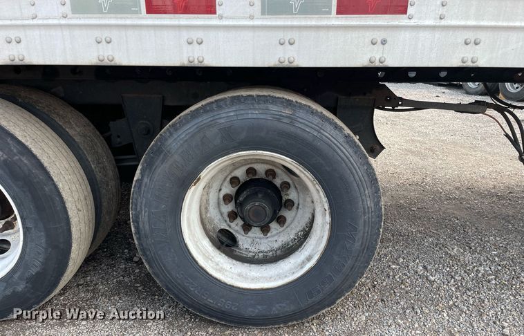 image for item LJ9705 2012 Van Guard  dry van trailer