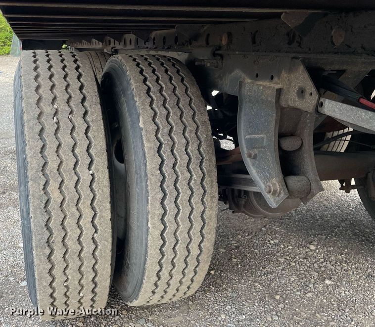 image for item LJ9705 2012 Van Guard  dry van trailer