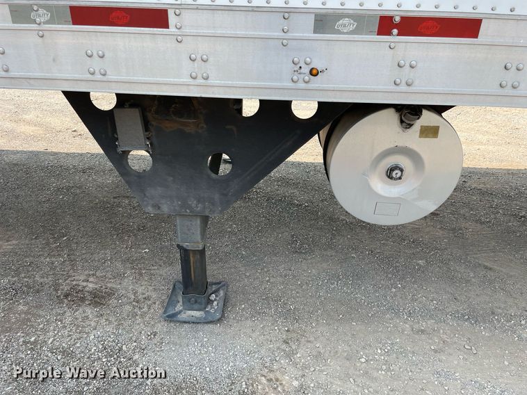 image for item LJ9706 2013 Utility  refrigerated van trailer