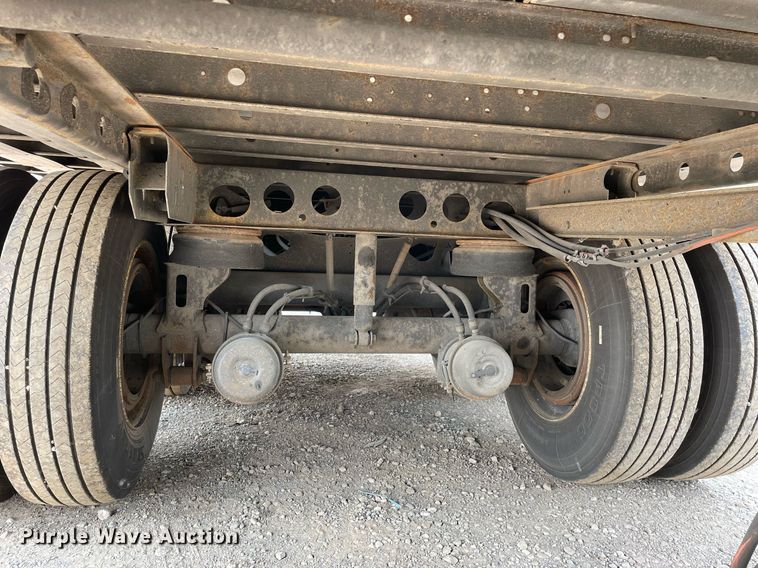 image for item LJ9706 2013 Utility  refrigerated van trailer