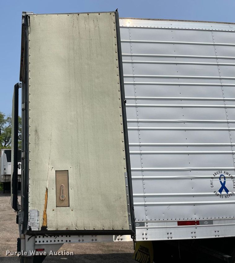 image for item LJ9706 2013 Utility  refrigerated van trailer