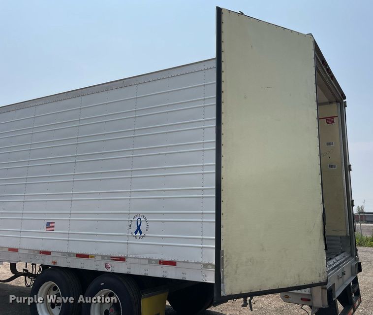 image for item LJ9706 2013 Utility  refrigerated van trailer