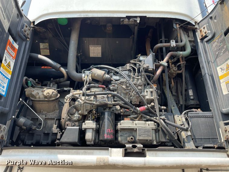 image for item LJ9706 2013 Utility  refrigerated van trailer