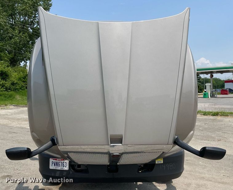 image for item LJ9708 2016 Kenworth T680  semi truck