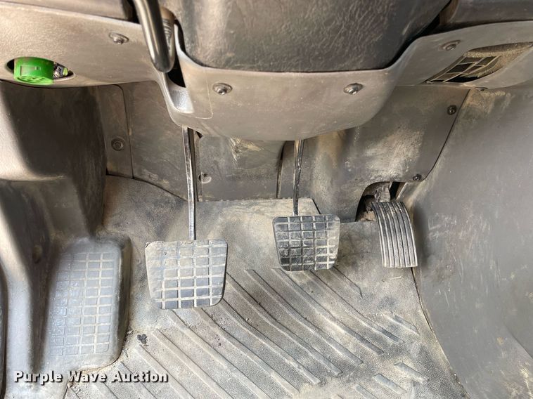 image for item LJ9715 2016 International ProStar Plus 122  semi truck