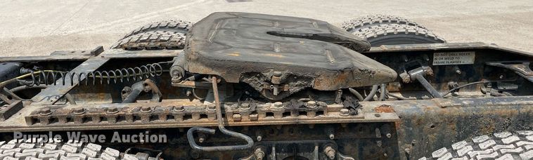 image for item LJ9715 2016 International ProStar Plus 122  semi truck