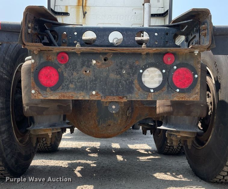 image for item LJ9715 2016 International ProStar Plus 122  semi truck