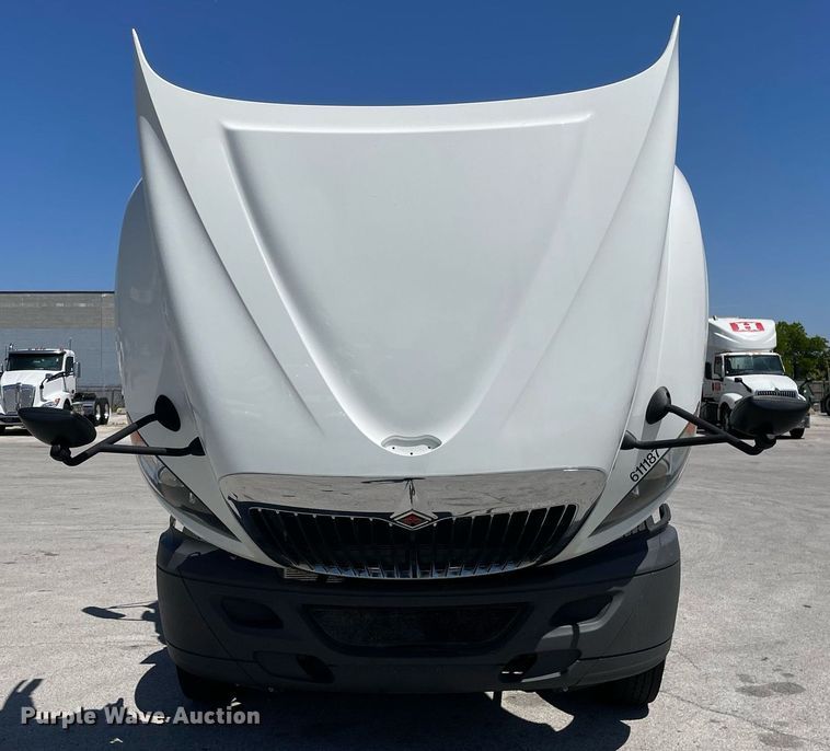 image for item LJ9721 2016 International ProStar Plus 122  semi truck