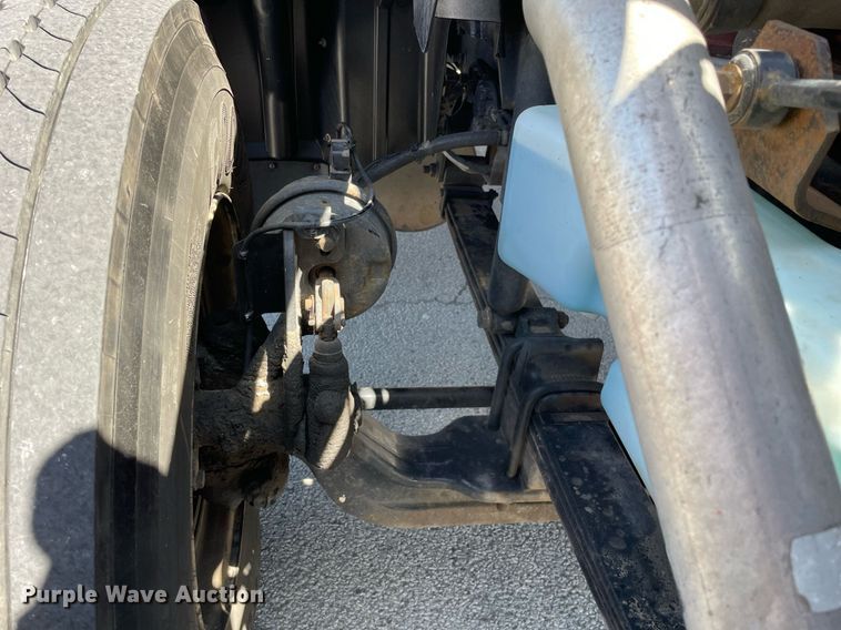 image for item LJ9721 2016 International ProStar Plus 122  semi truck