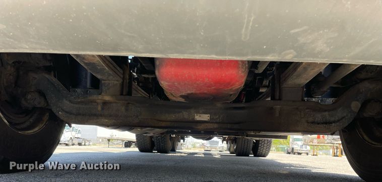 image for item LJ9722 2016 International ProStar Plus 122  semi truck