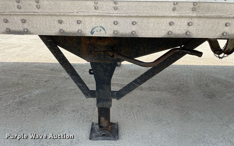 image for item LJ9726 1999 Strickland  dry van trailer