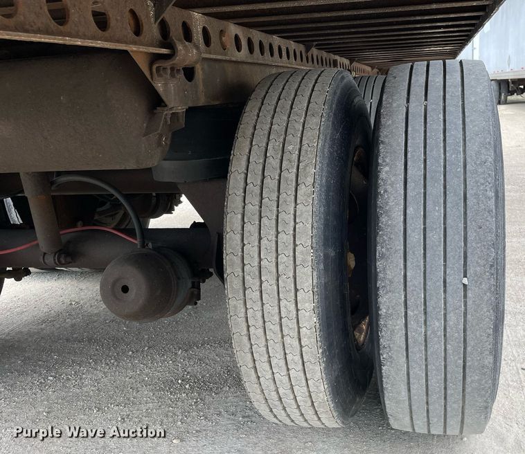 image for item LJ9726 1999 Strickland  dry van trailer