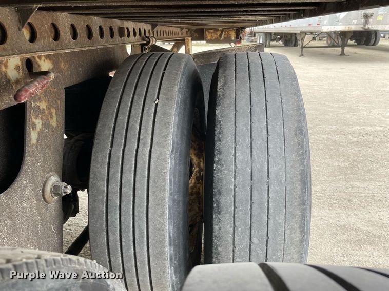 image for item LJ9726 1999 Strickland  dry van trailer