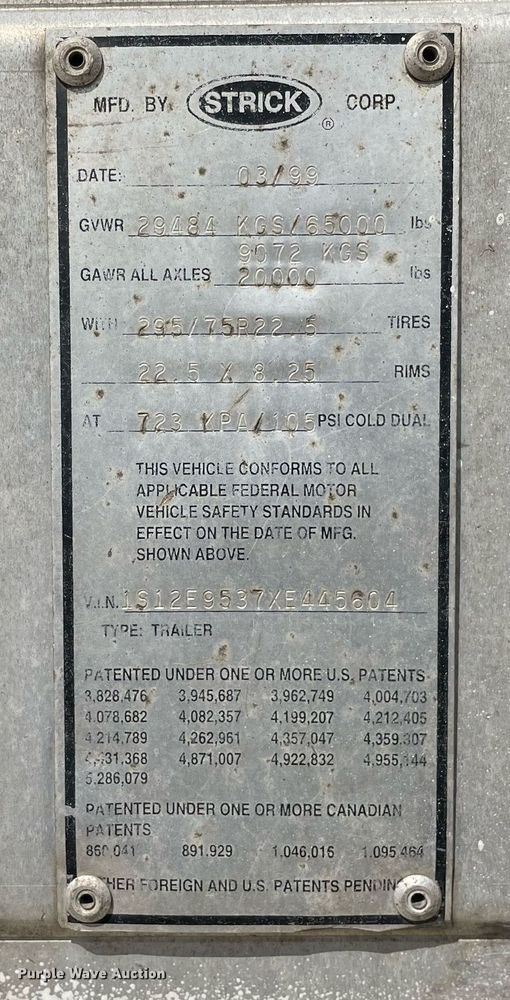 image for item LJ9726 1999 Strickland  dry van trailer