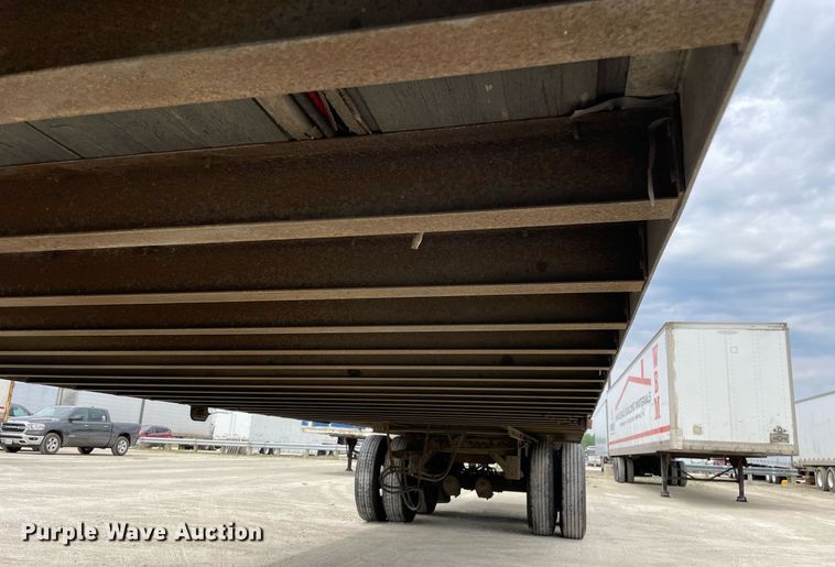 image for item LJ9727 1998 Stoughton  dry van trailer