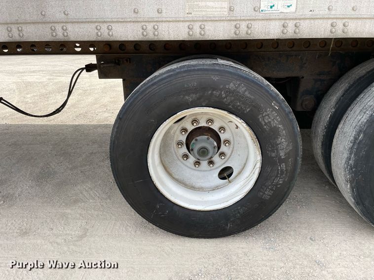 image for item LJ9727 1998 Stoughton  dry van trailer