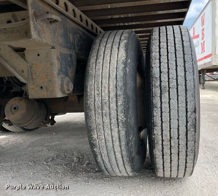 image for item LJ9727 1998 Stoughton  dry van trailer