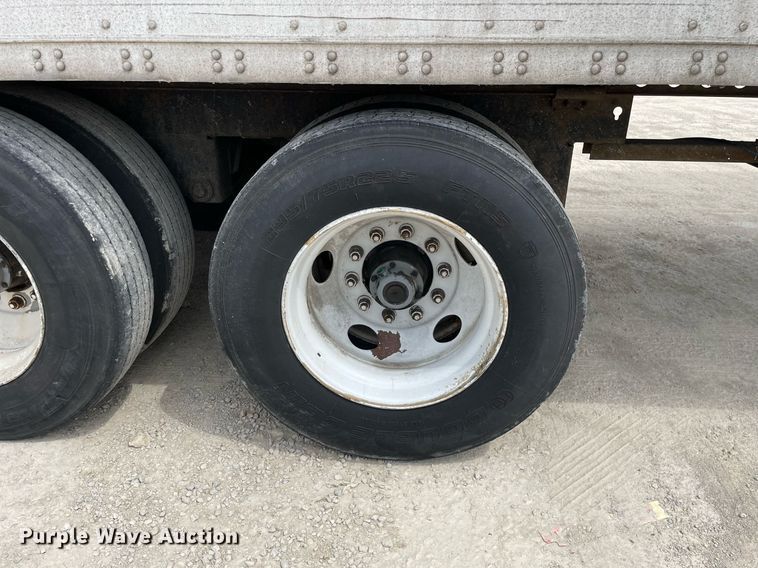 image for item LJ9727 1998 Stoughton  dry van trailer