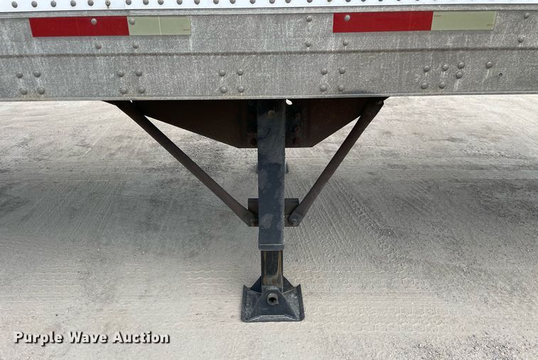 image for item LJ9728 2004 Trailmobile  dry van trailer